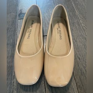 Marc Defang nude flats size 6